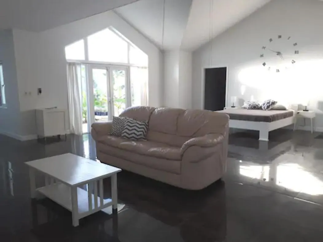 拿骚 Secluded And Modern Beachfront House酒店 招待所